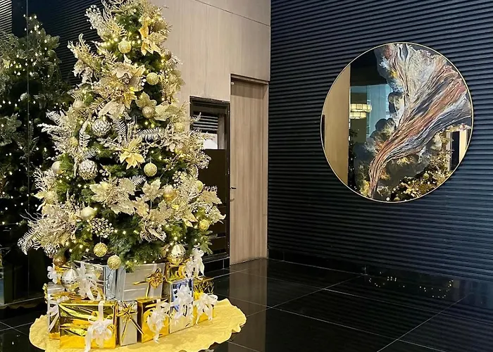 Luxury In Ayala Makati, Air Residences With Balcony