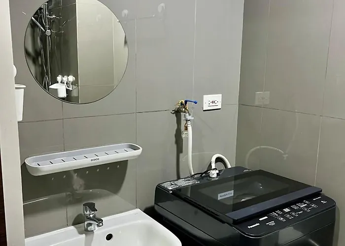 Luxury In Ayala Makati, Air Residences With Balcony