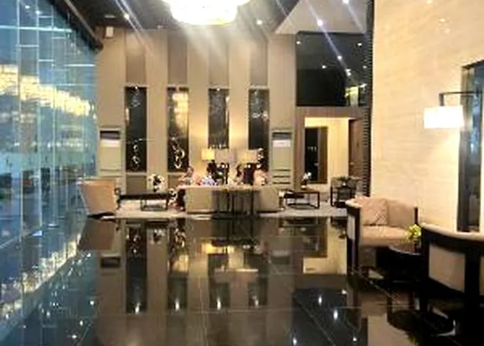 Luxury In Ayala Makati, Air Residences With Balcony Apartment Manila