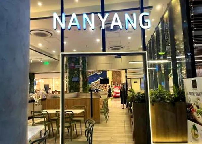 Luxury In Ayala Makati, Air Residences With Balcony Apartment *
