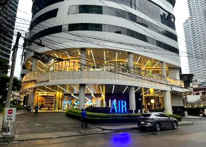 Apartment Luxury In Ayala Makati, Air Residences With Balcony Manila