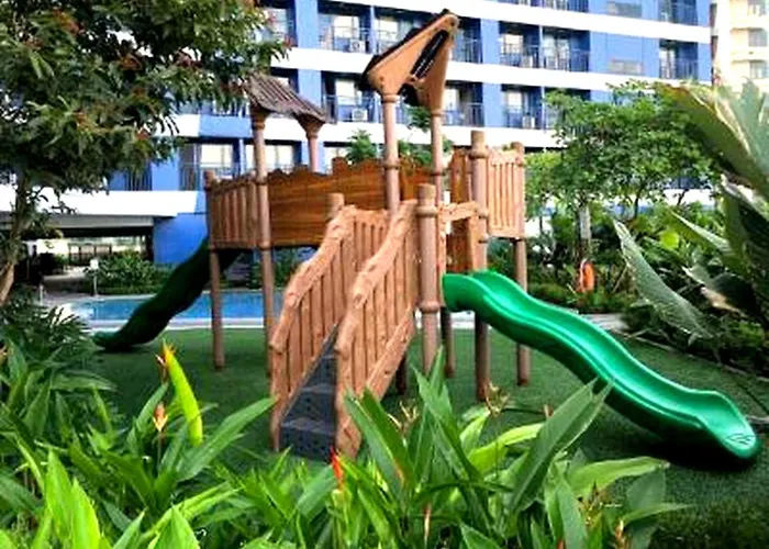 Luxury In Ayala Makati, Air Residences With Balcony *